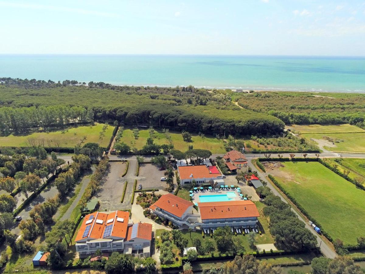 Apartments In Residence In Vada With Swimming Pool 450 Meters From The Sea Экстерьер фото